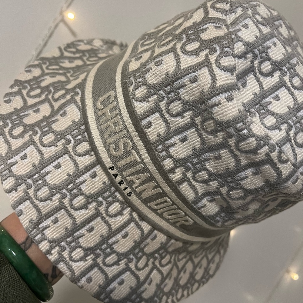 Christian Dior bucket hat